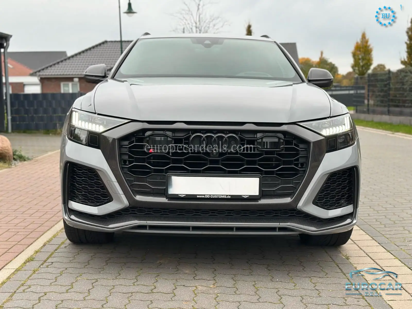Audi RSQ8