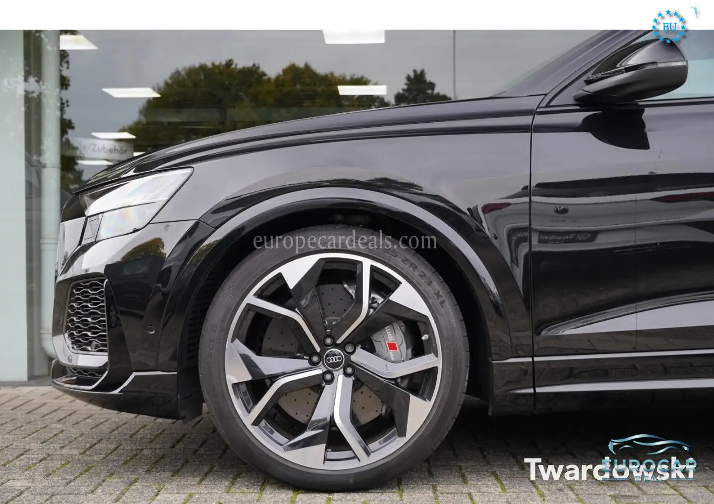 Audi RSQ8