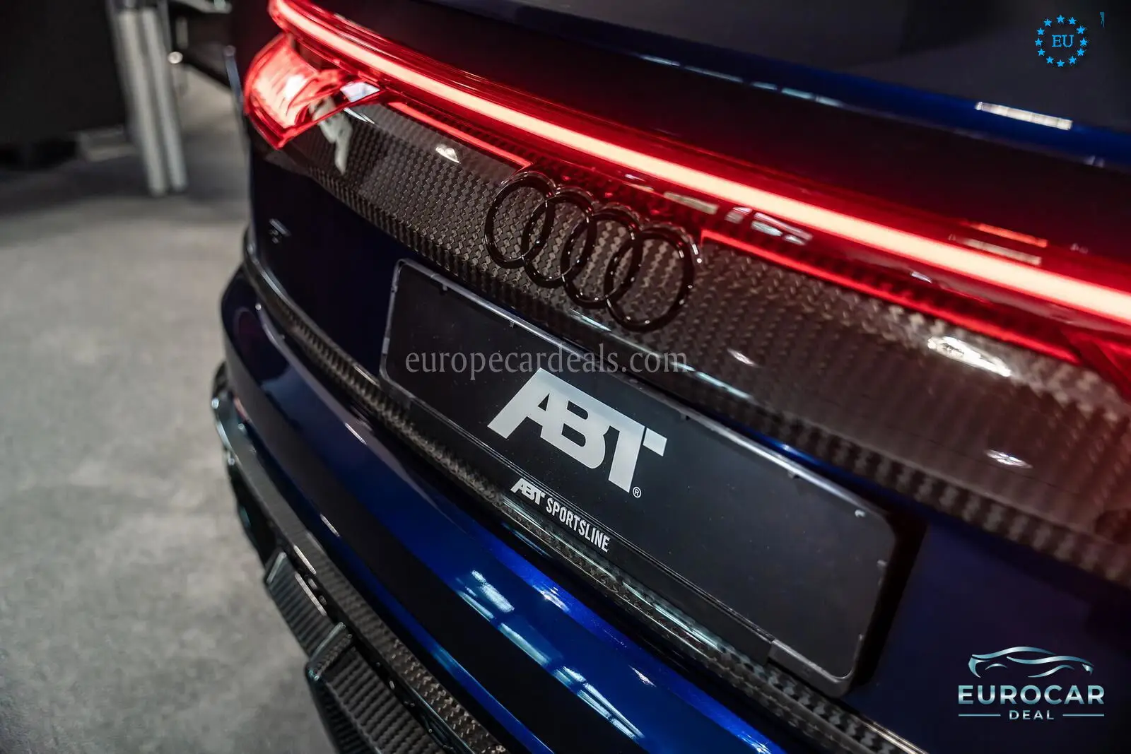 Audi RSQ8