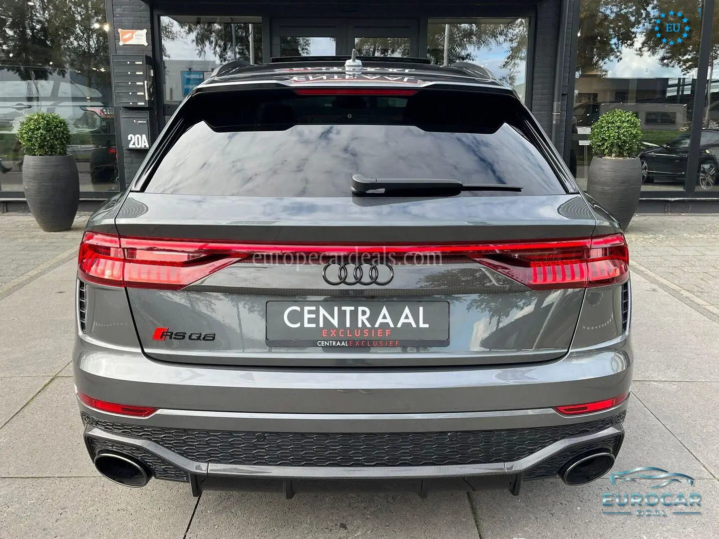Audi RSQ8