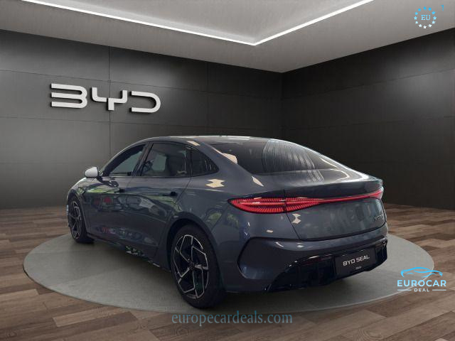 BYD SEAL