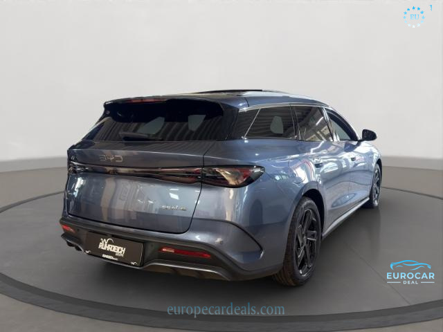BYD SEAL