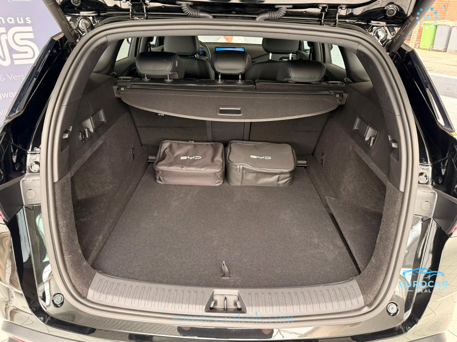 BYD SEAL