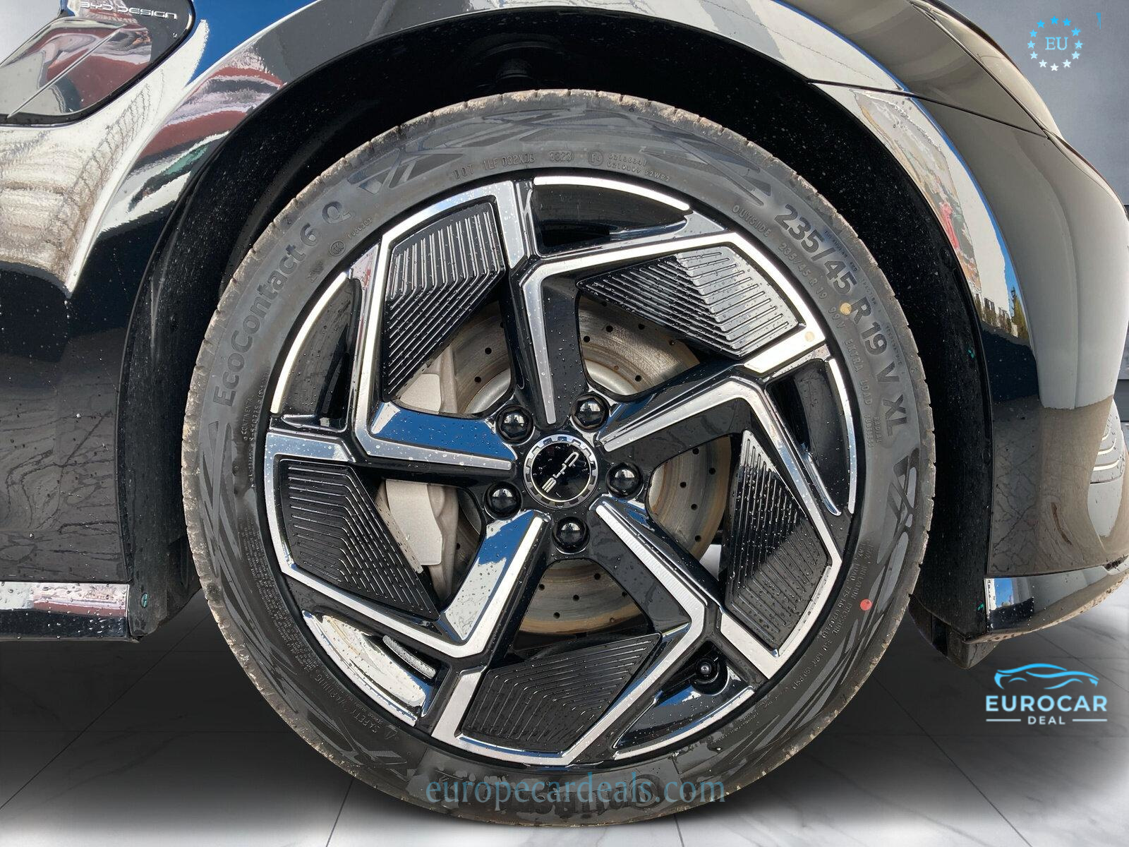 BYD SEAL