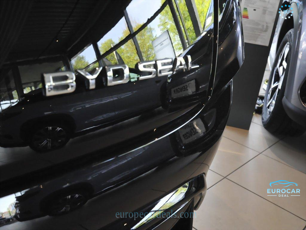 BYD SEAL
