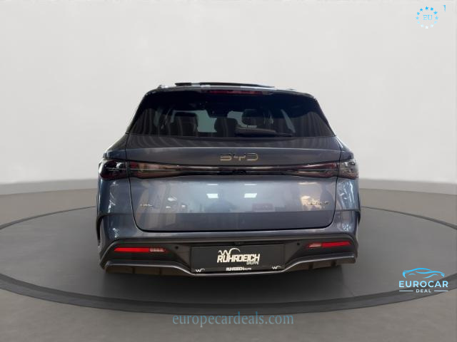 BYD SEAL