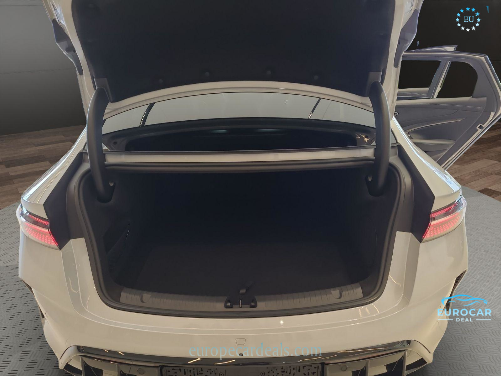 BYD SEAL