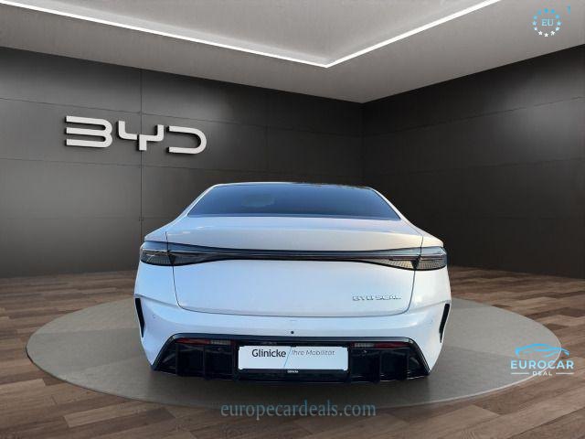 BYD SEAL