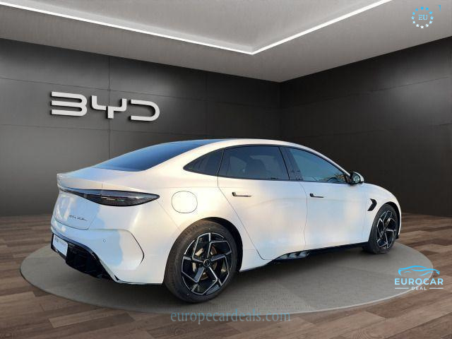 BYD SEAL