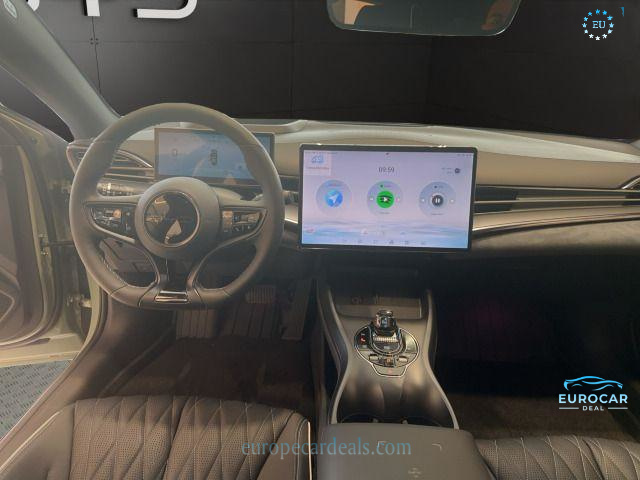 BYD SEAL