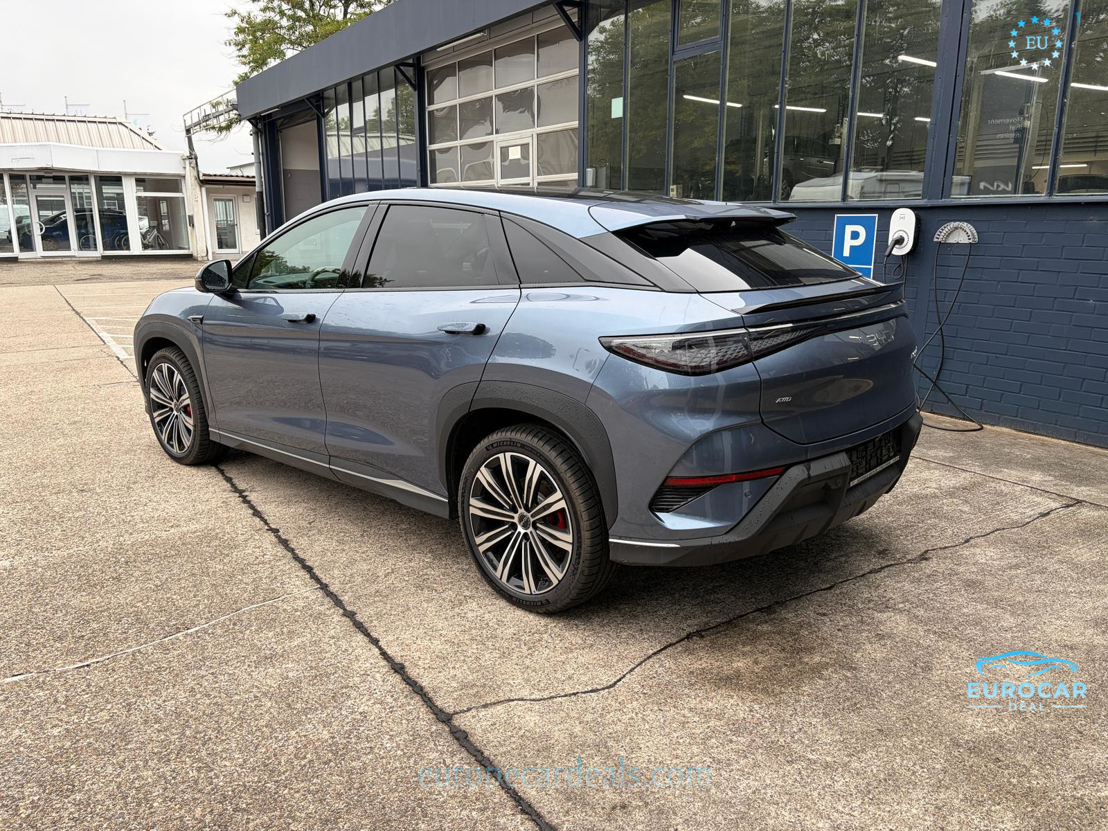 BYD SEALION 7