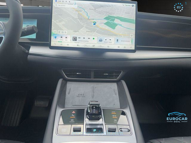 BYD SEALION 7
