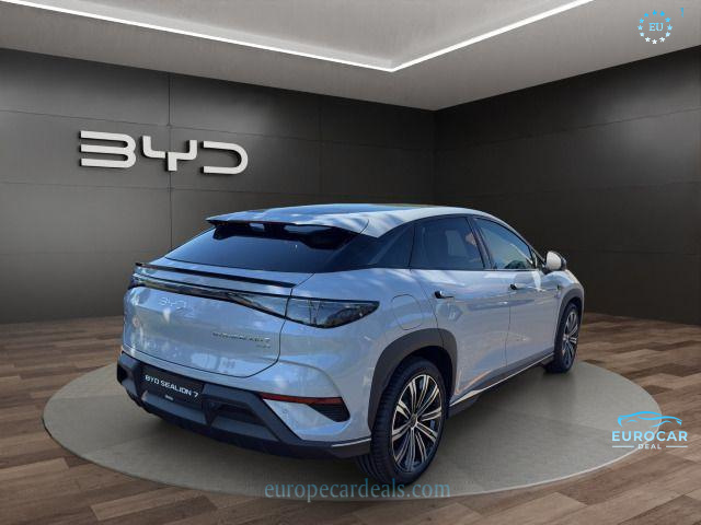 BYD SEALION 7