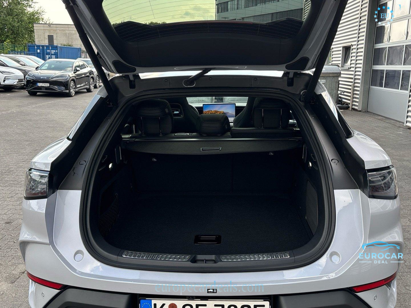 BYD SEALION 7