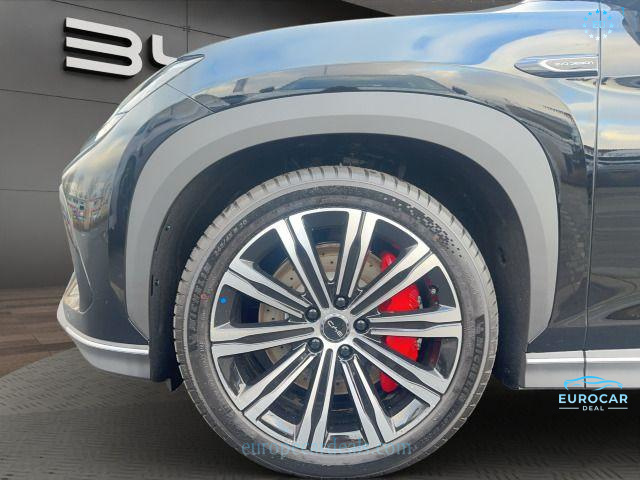 BYD SEALION 7