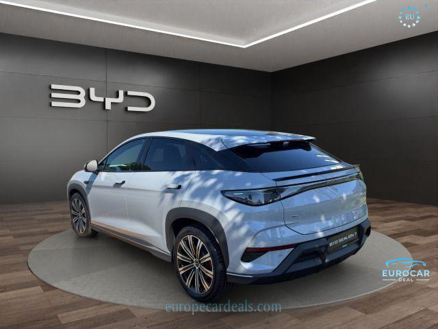 BYD SEALION 7