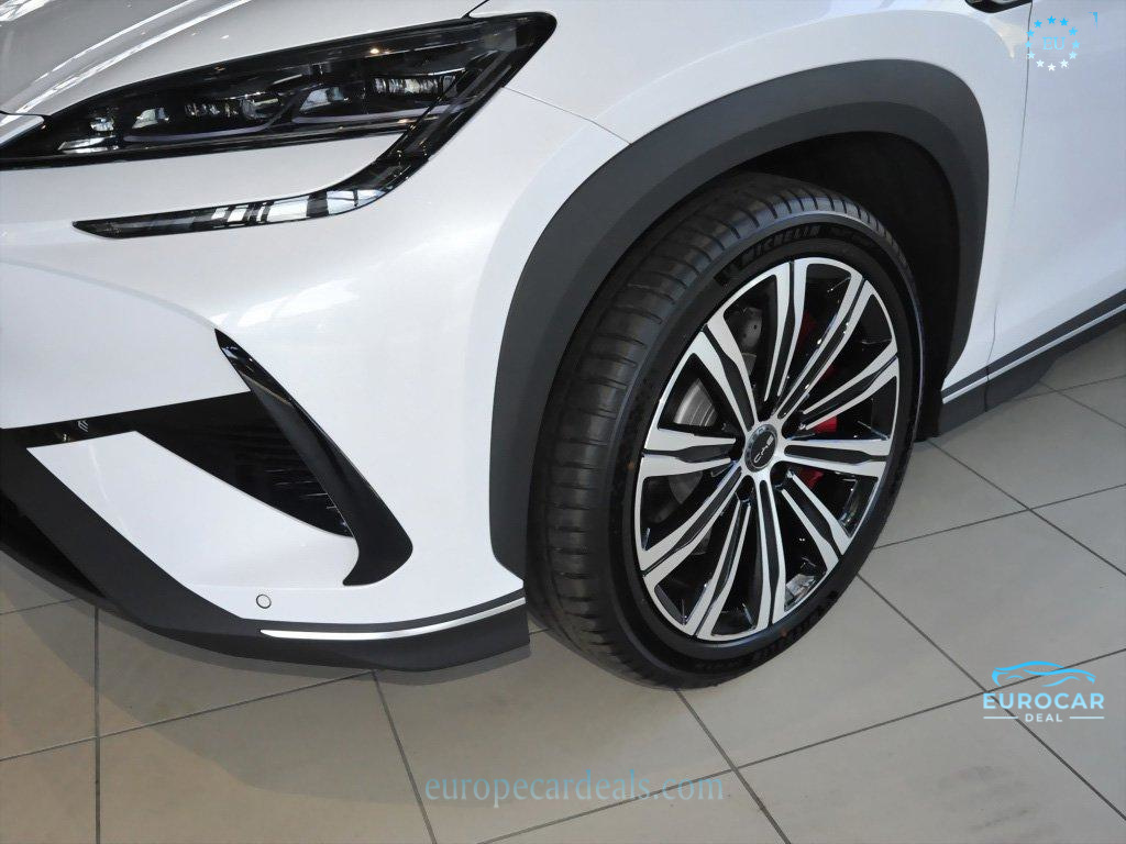 BYD SEALION 7