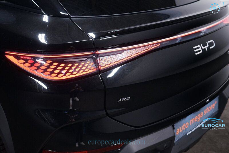 BYD SEALION 7