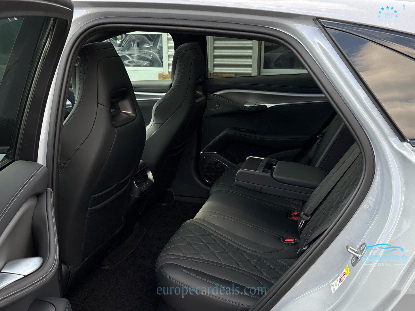 BYD SEALION 7