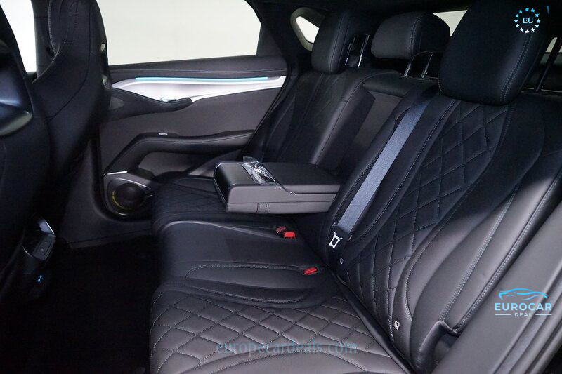 BYD SEALION 7