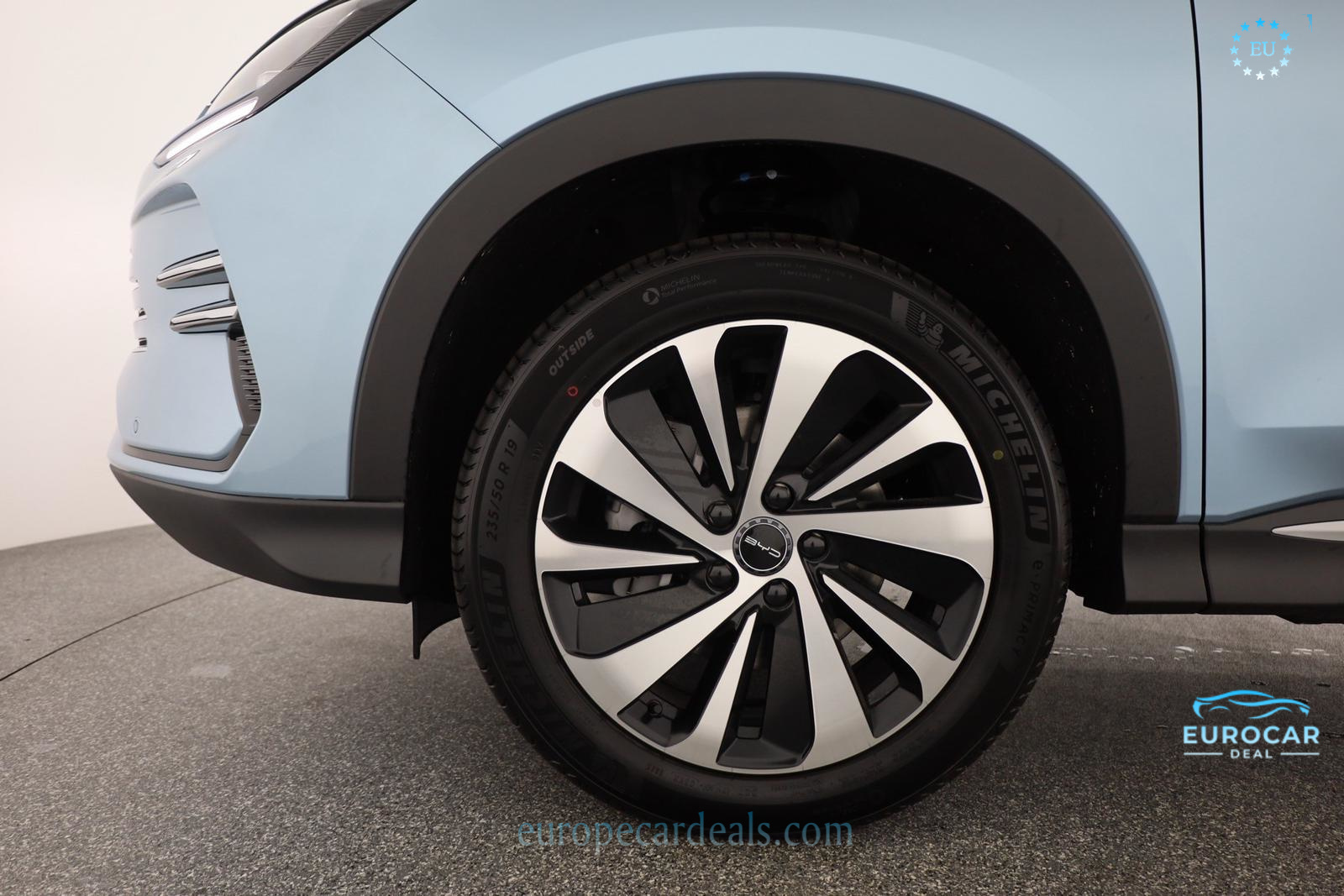 BYD SEAL U