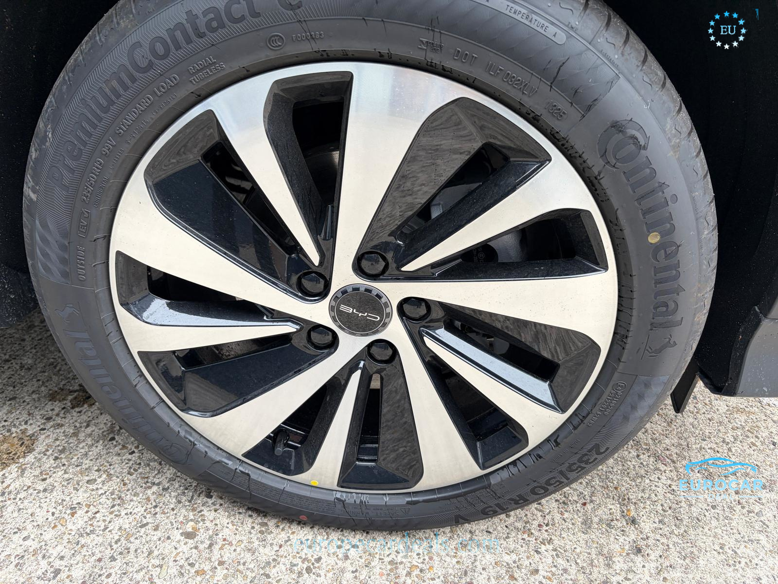BYD SEAL U