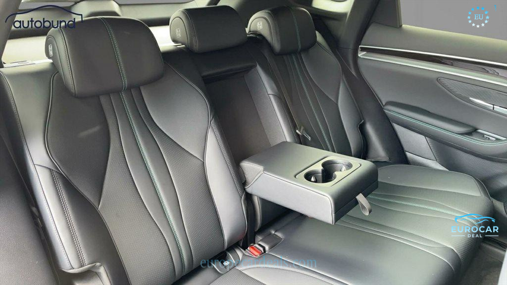 BYD SEAL U