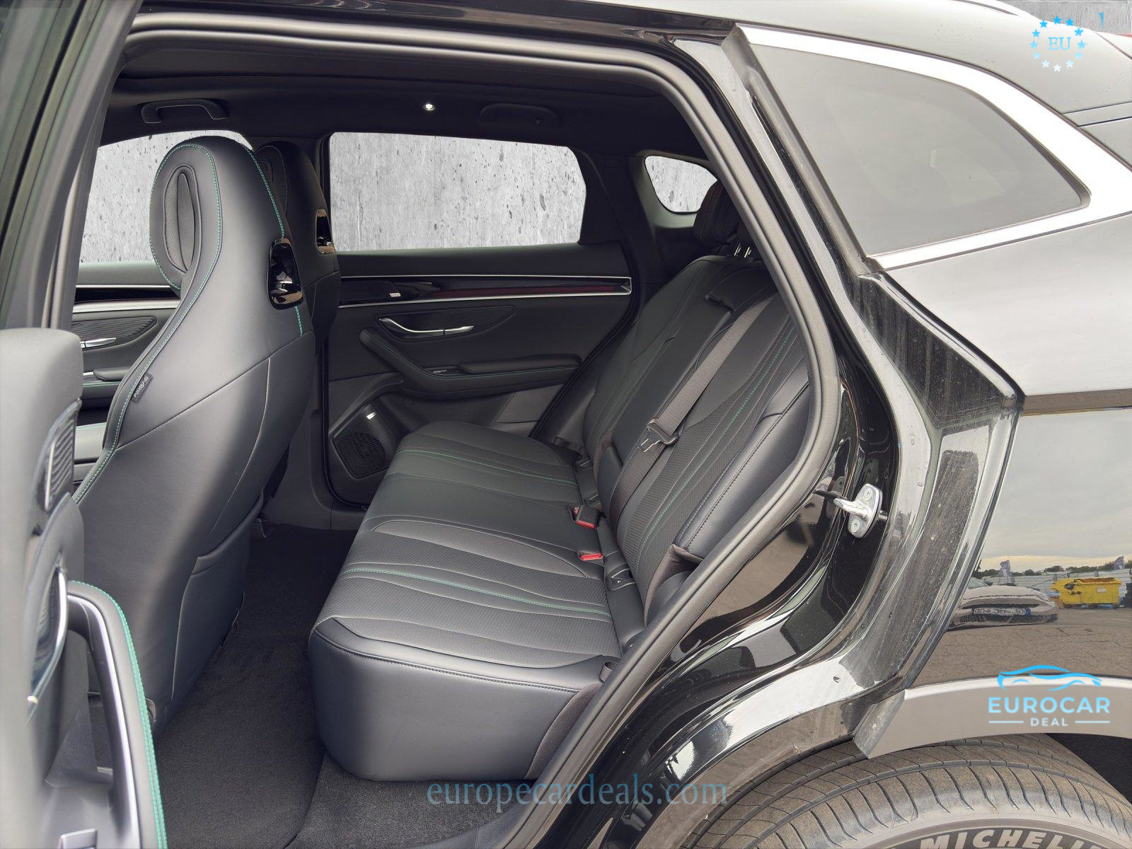 BYD SEAL U