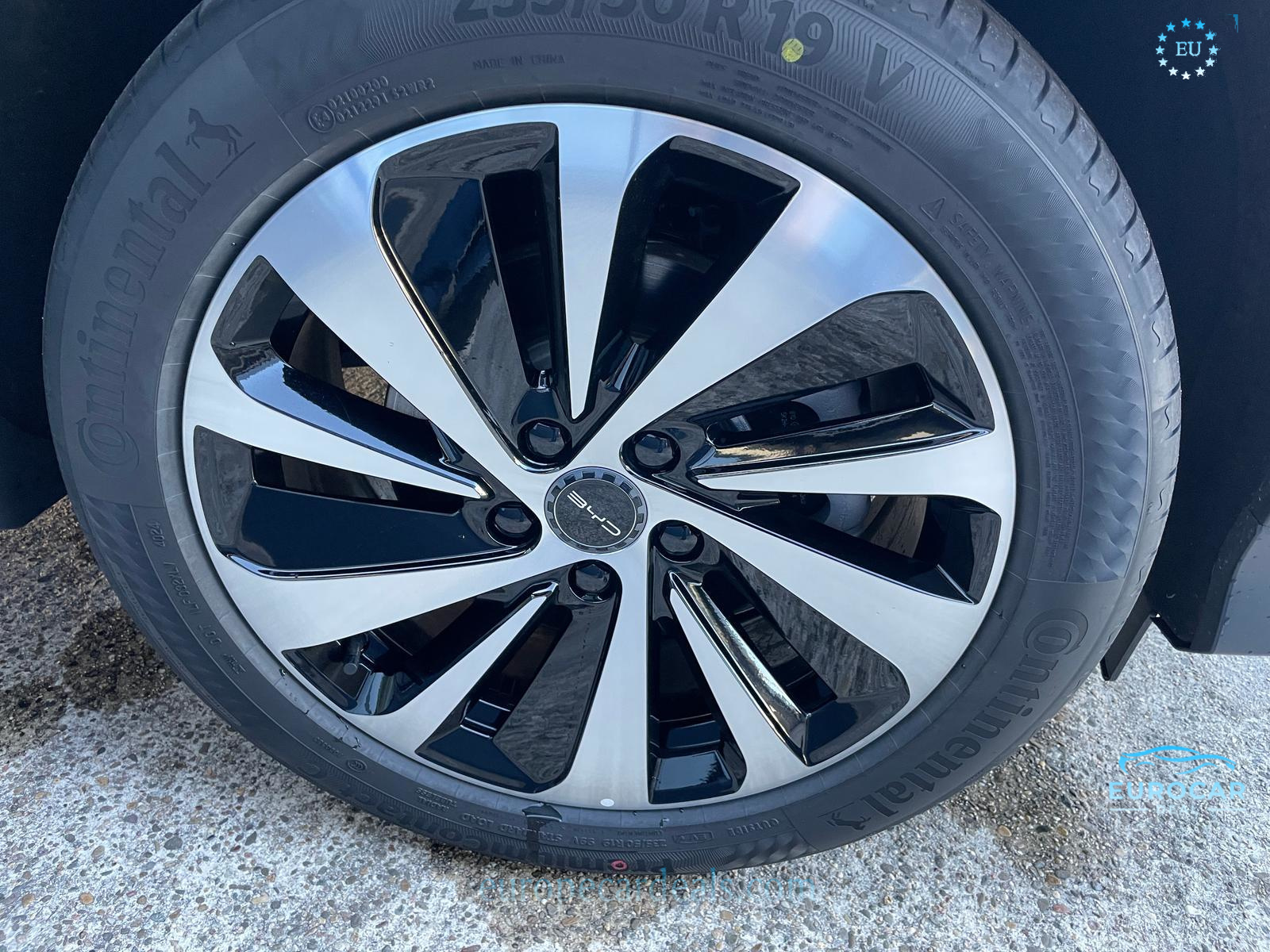 BYD SEAL U