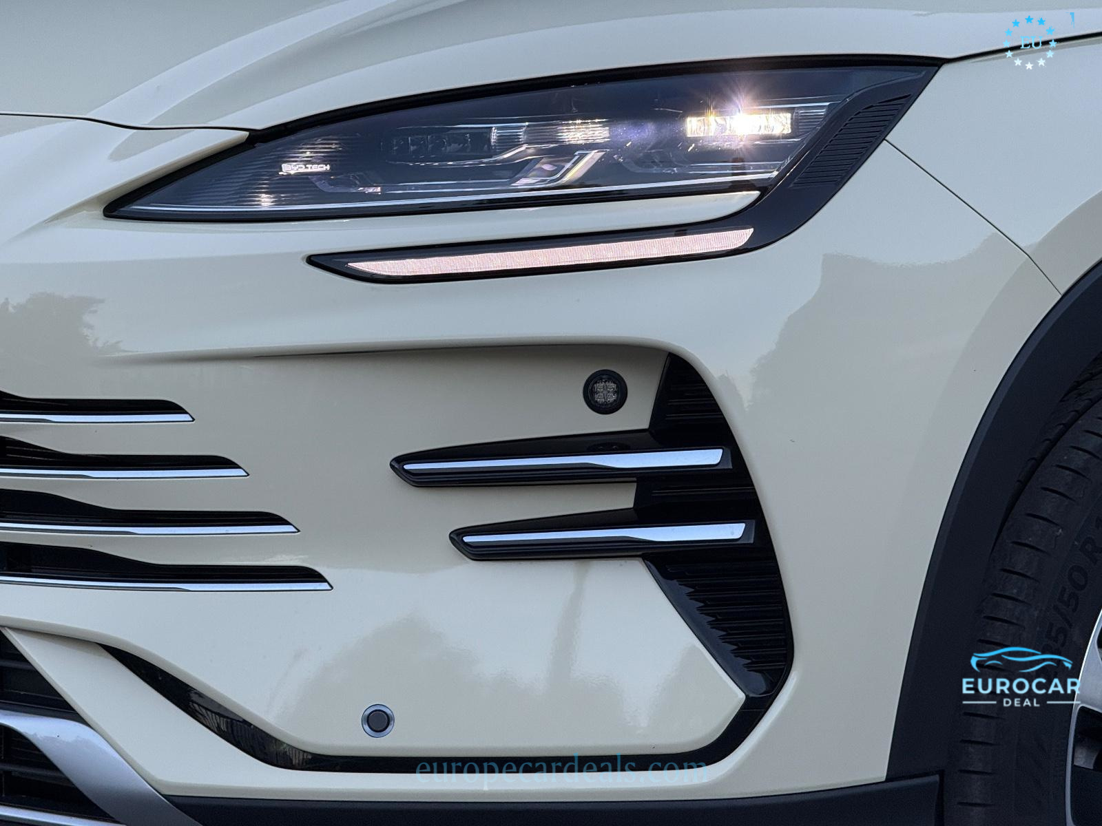 BYD SEAL U