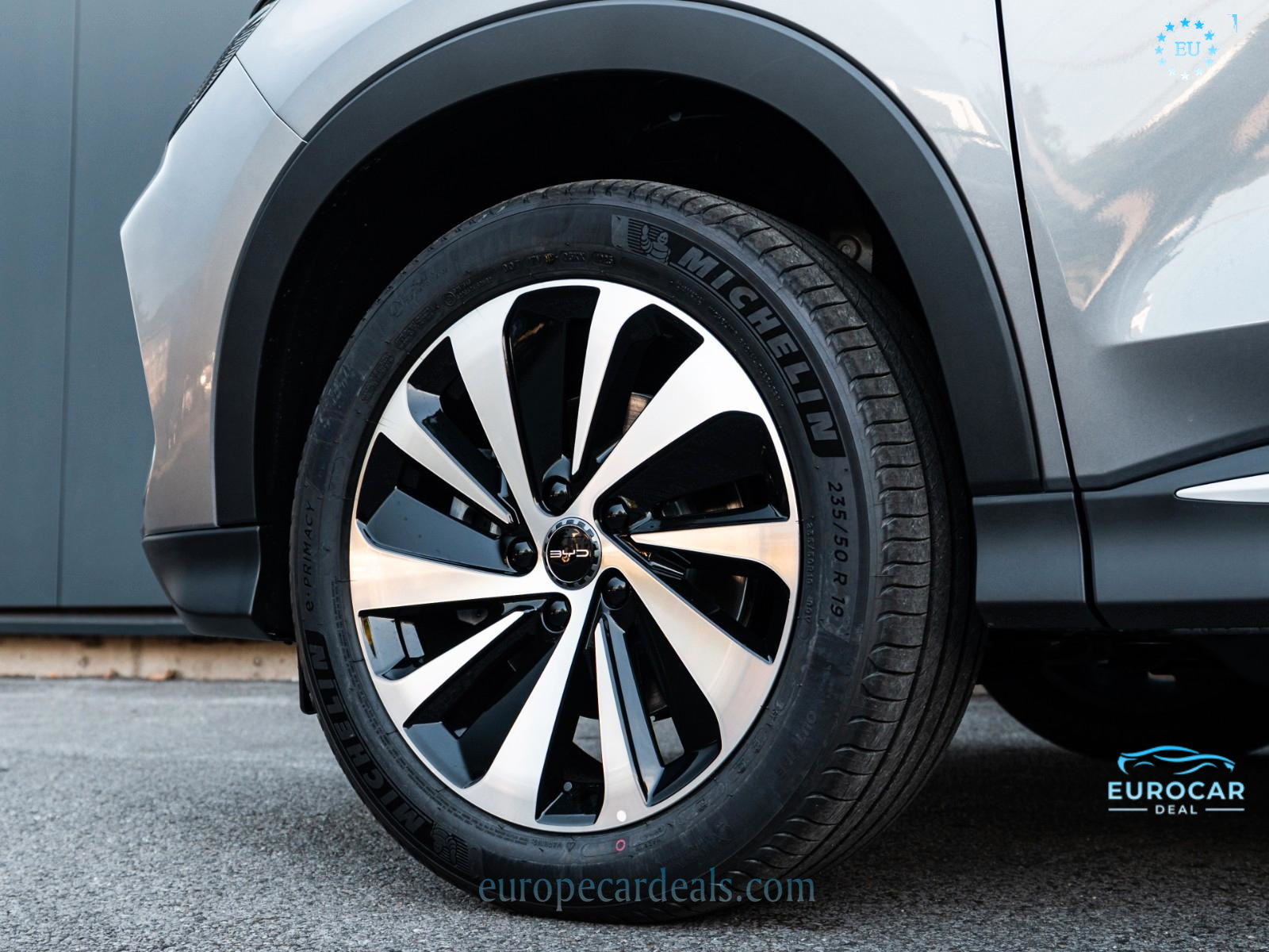 BYD SEAL U