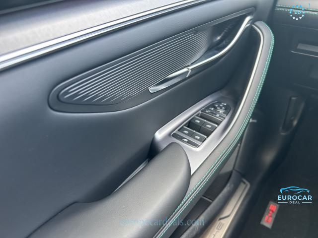 BYD SEAL U