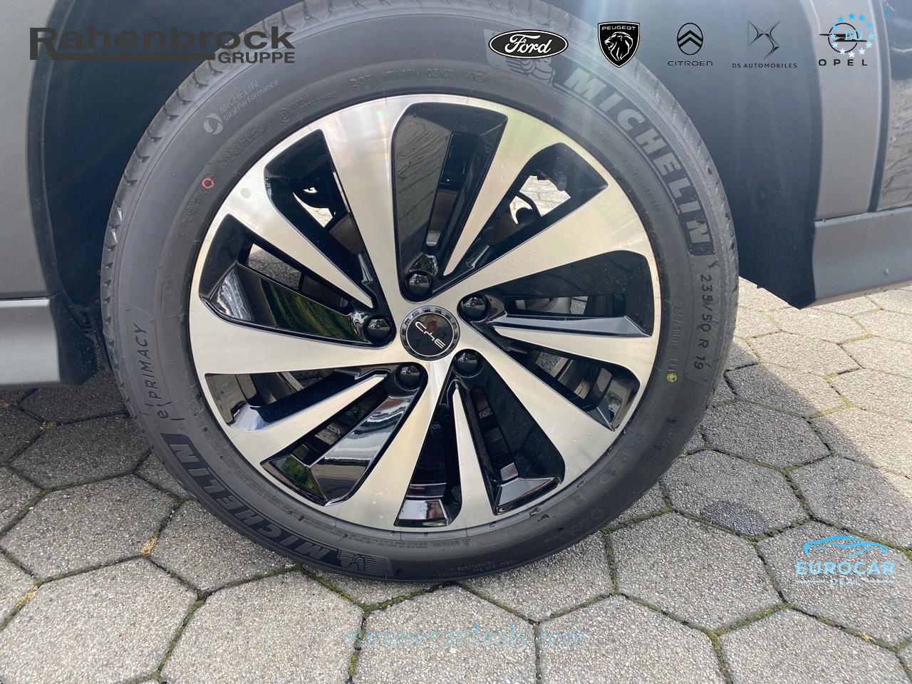 BYD SEAL U