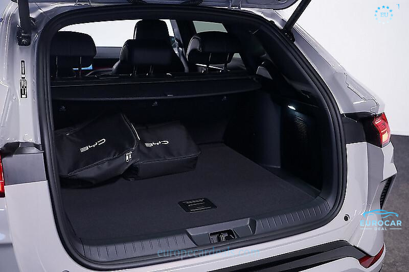 BYD SEAL U