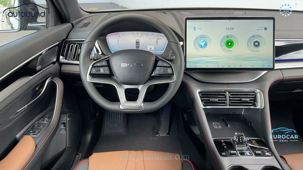 BYD SEAL U