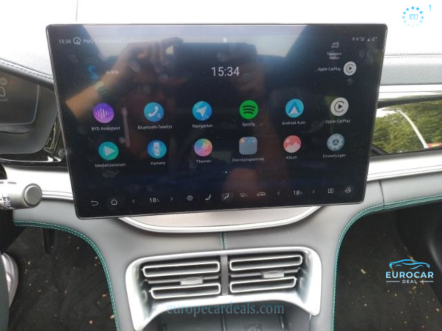 BYD SEAL U