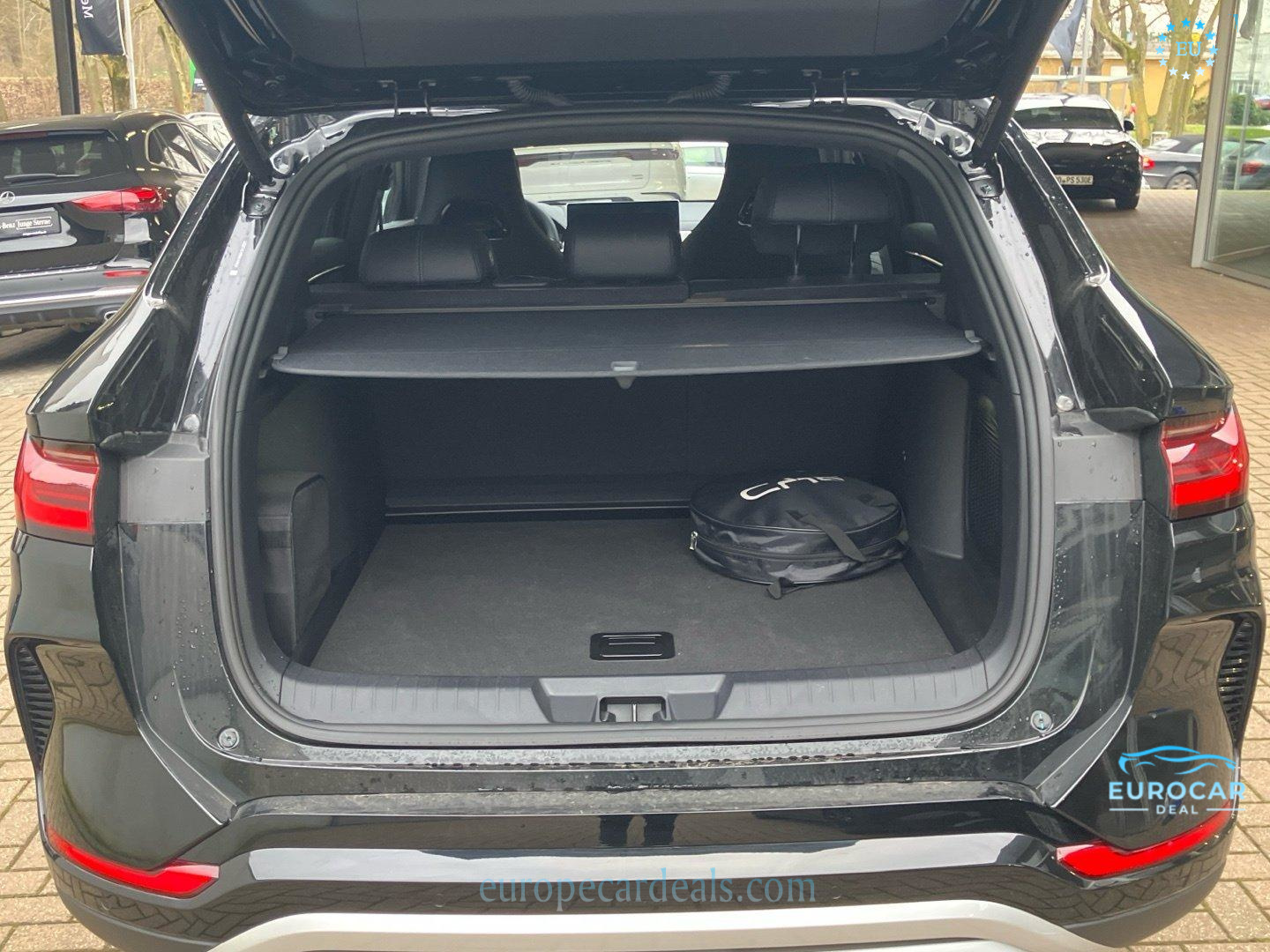 BYD SEAL U