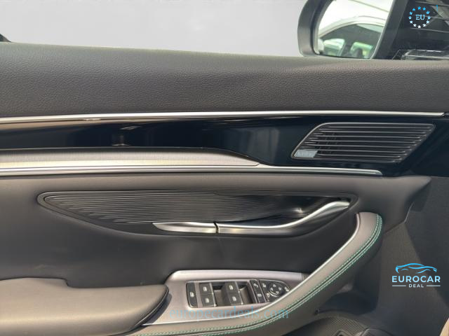 BYD SEAL U