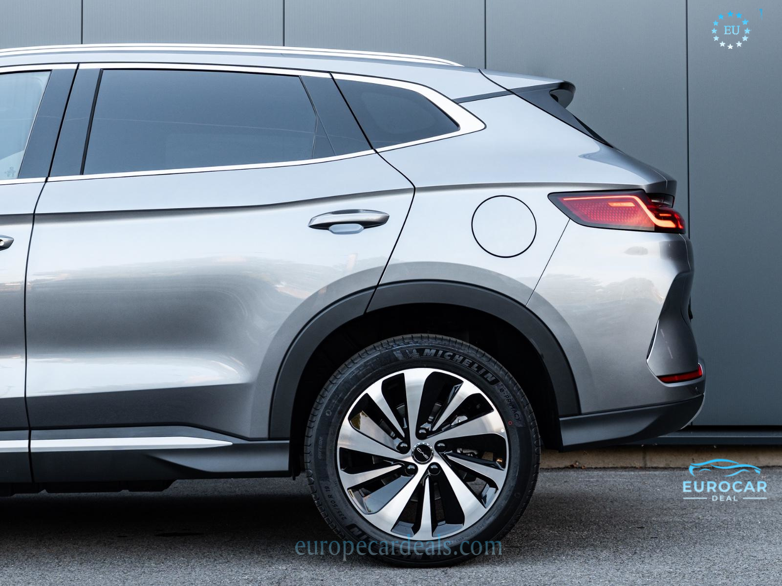 BYD SEAL U