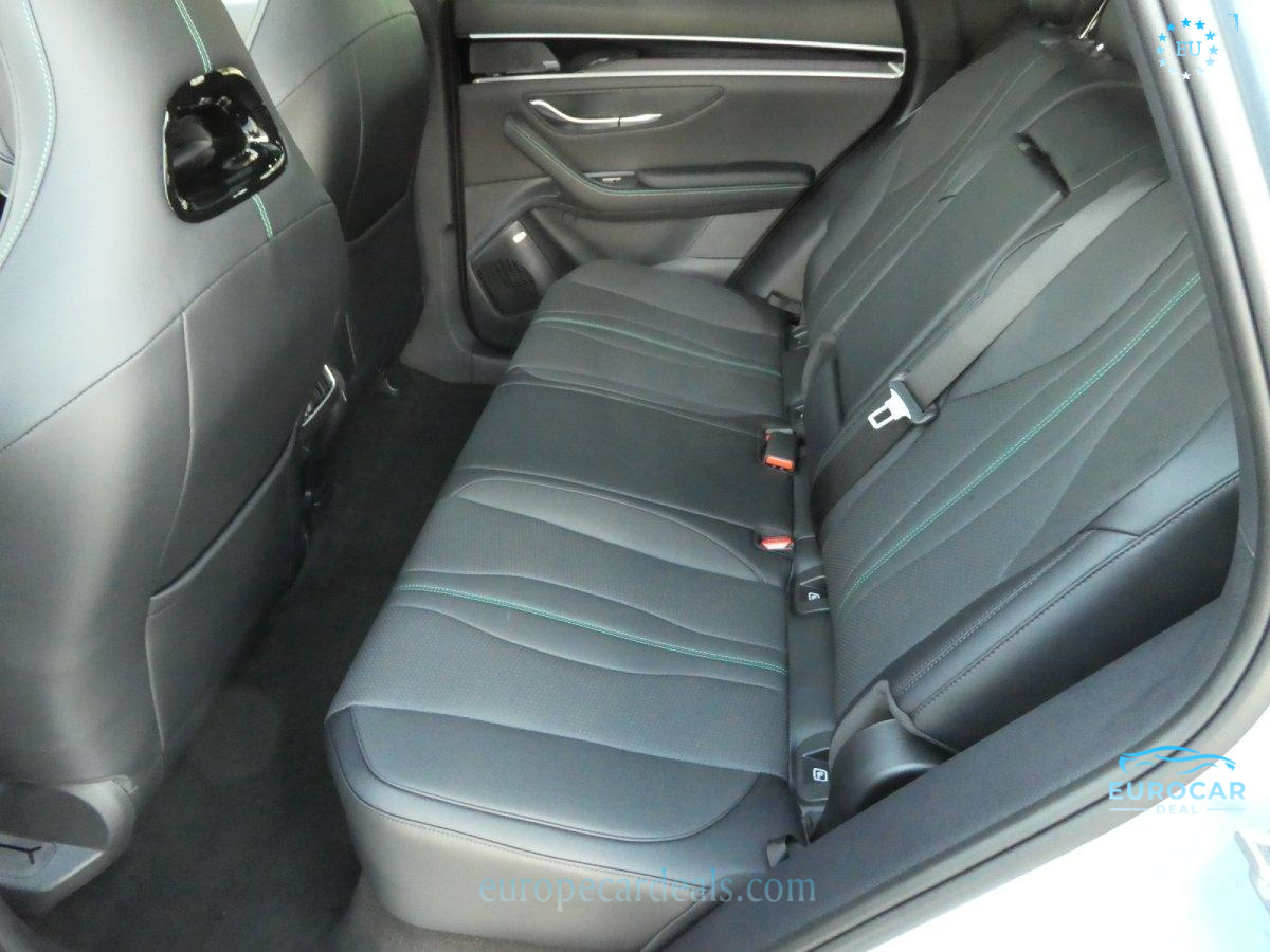 BYD SEAL U