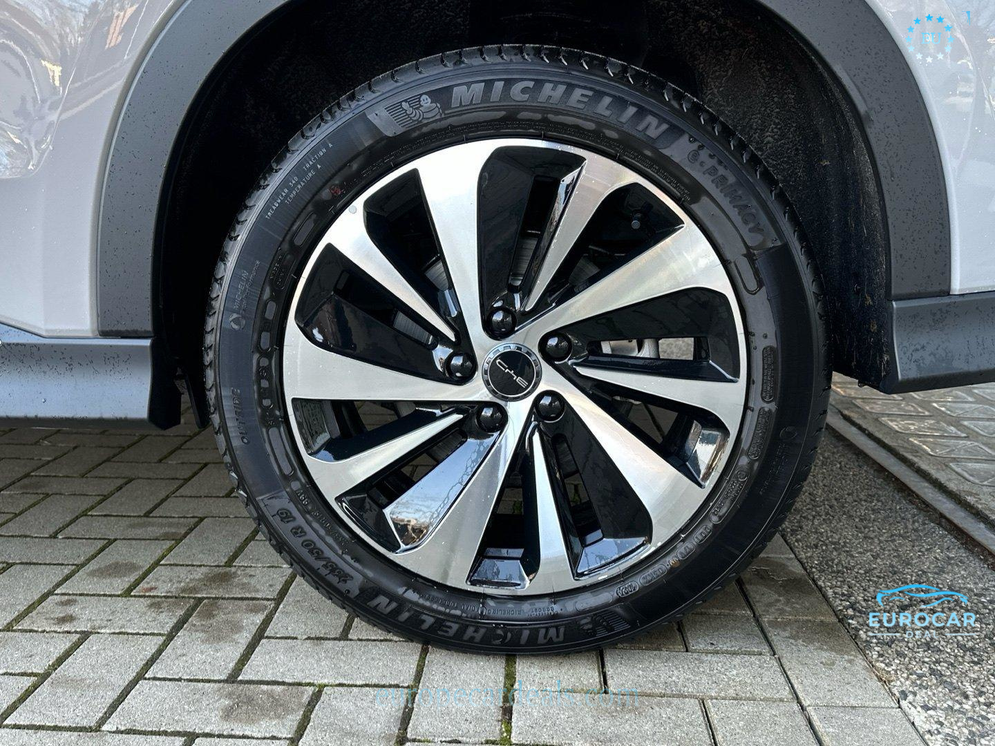 BYD SEAL U
