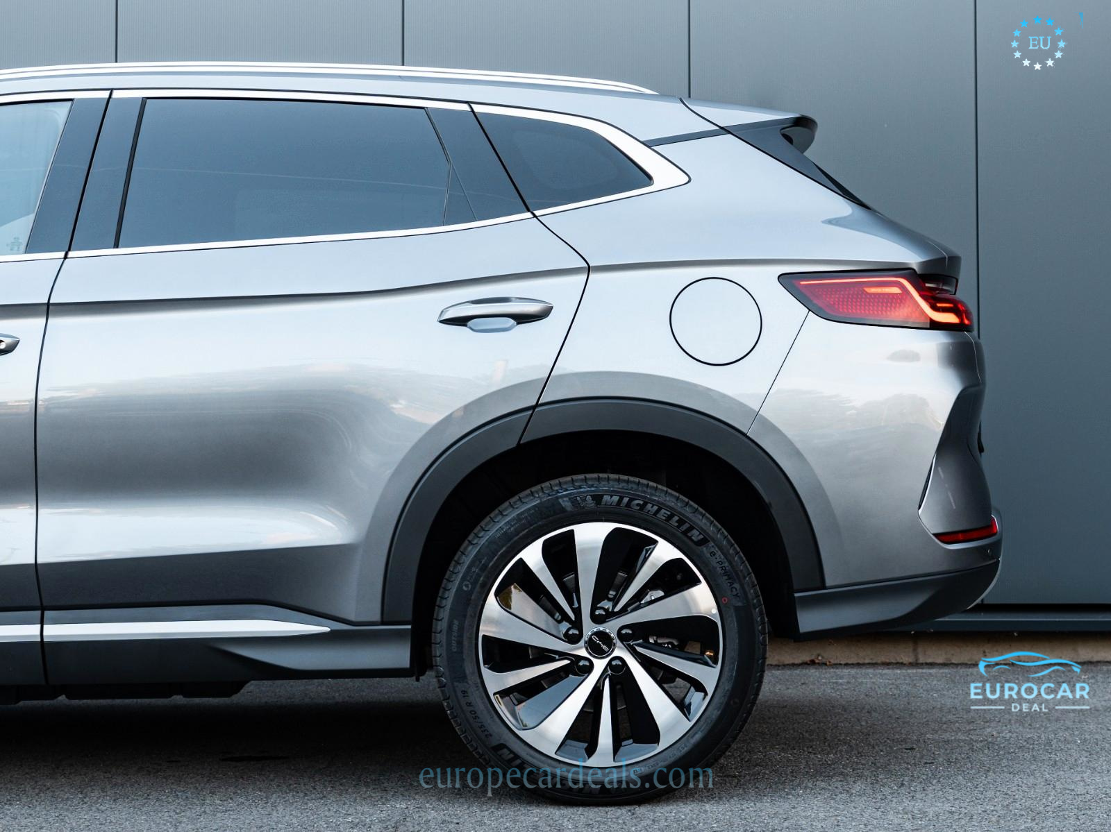 BYD SEAL U