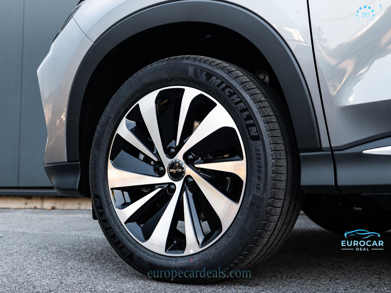 BYD SEAL U
