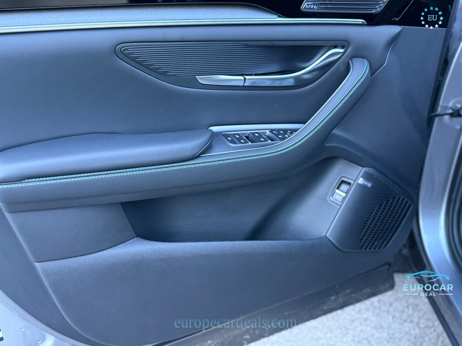 BYD SEAL U