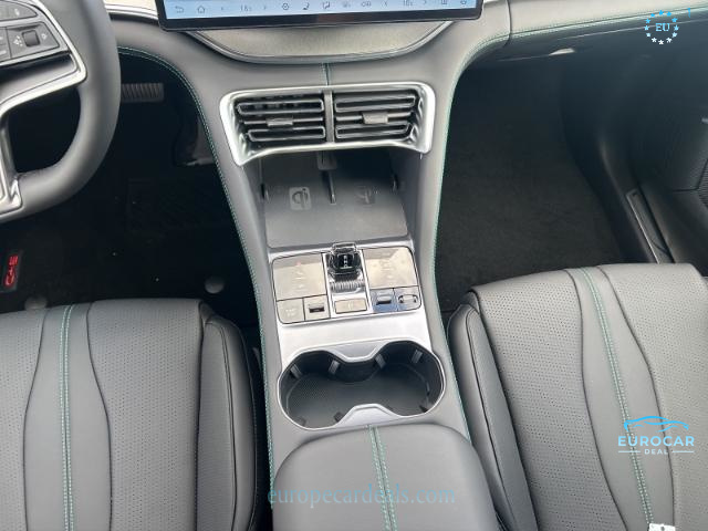 BYD SEAL U