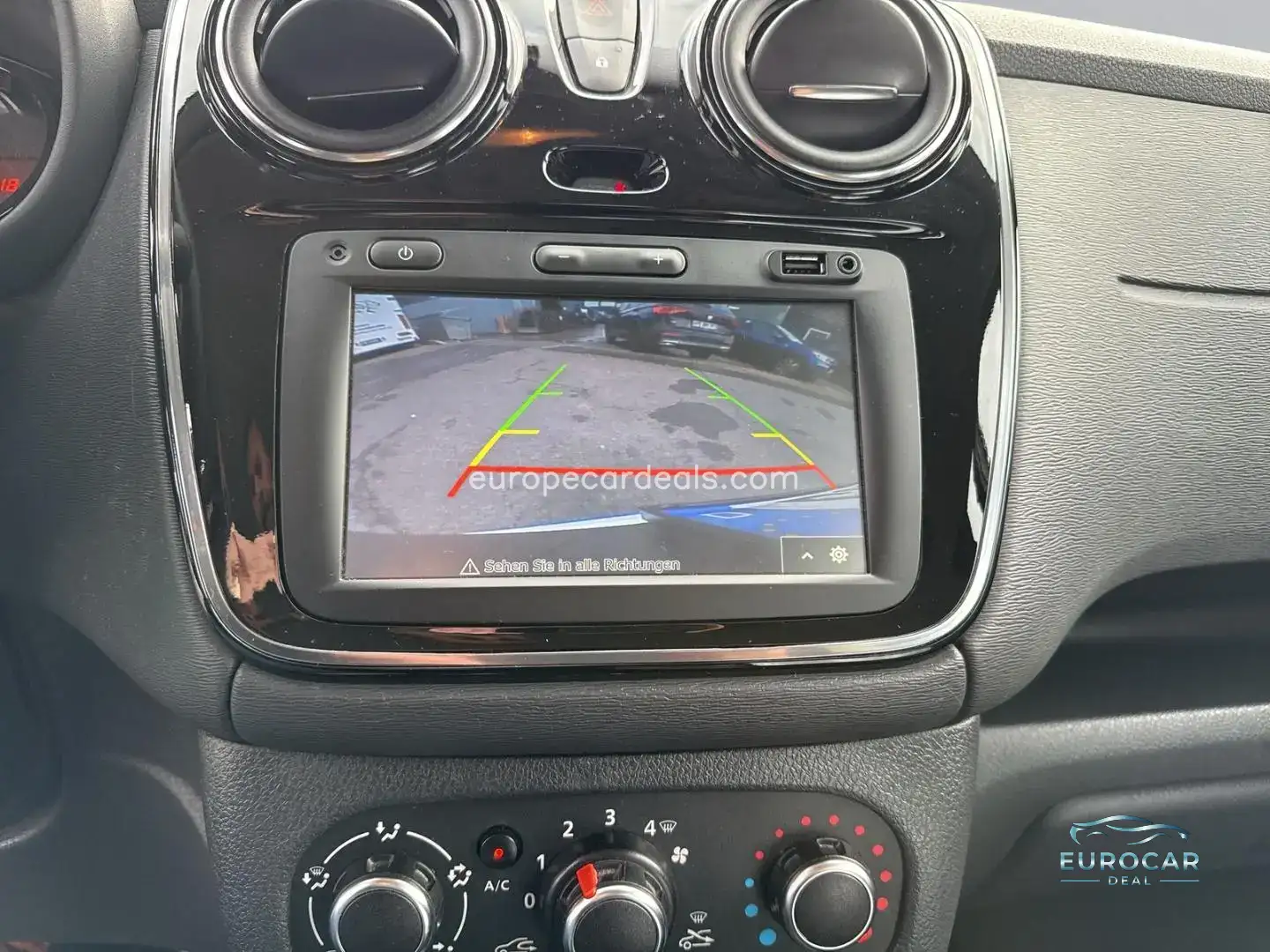 Dacia Lodgy