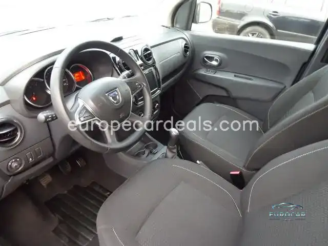 Dacia Lodgy