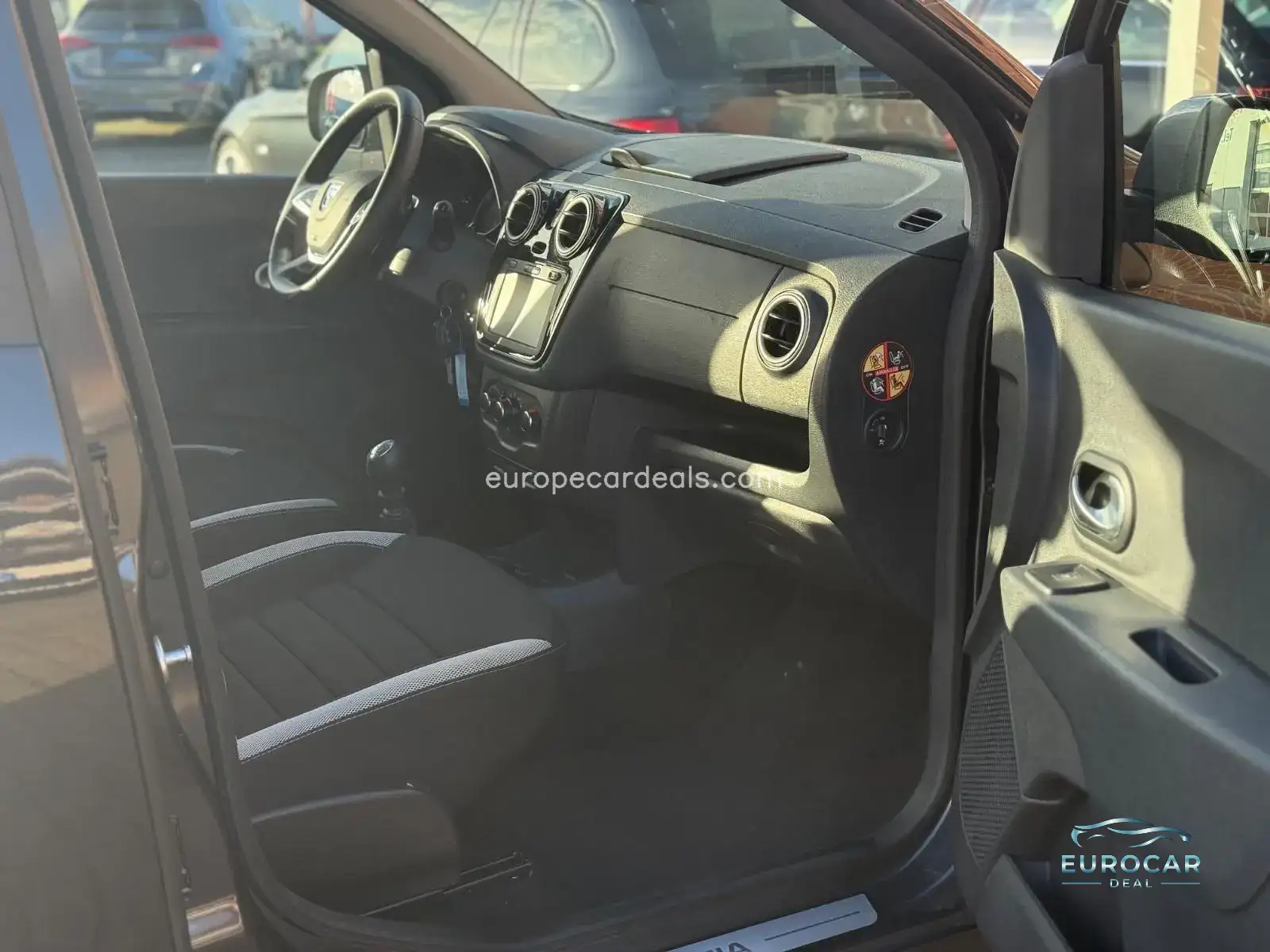Dacia Lodgy