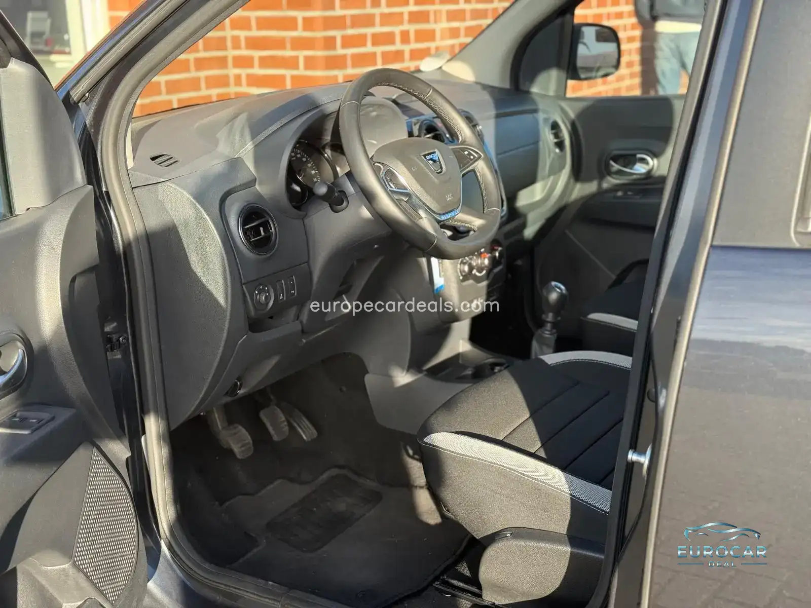 Dacia Lodgy