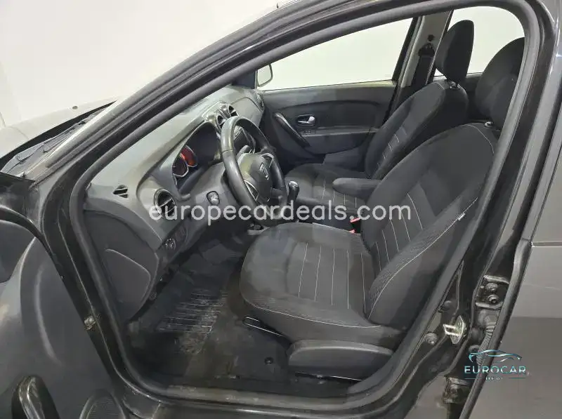 Dacia Logan